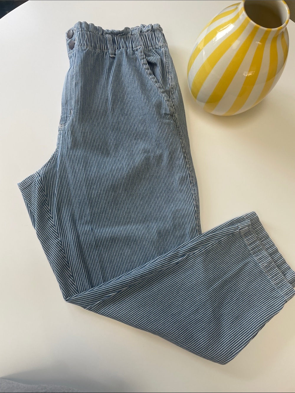 Universal Thread Blue & White Coastal Pinstripe Pants Sz 17 Jrs
